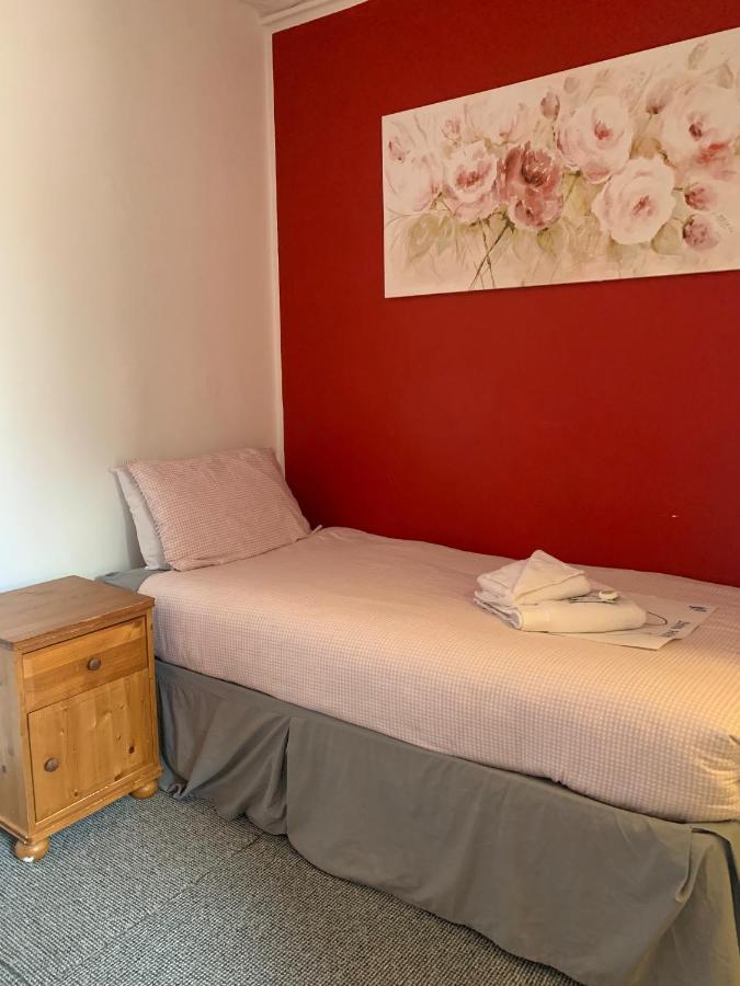 Park Inn Hotel Folkestone פולקסטון מראה חיצוני תמונה